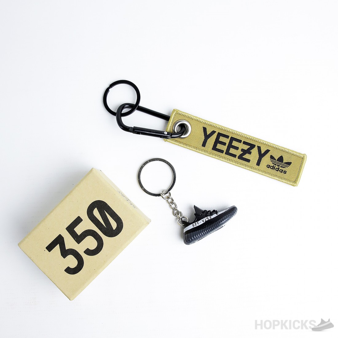 Yeezy beluga 3d on sale keychain